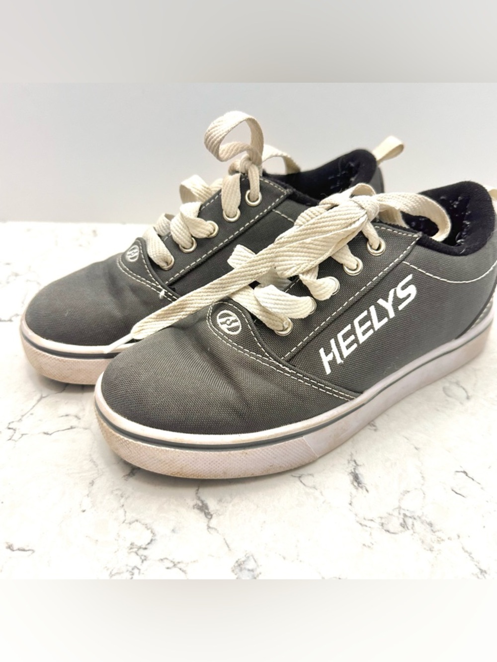 Heelys Youth Kids Size 3 Canvas Roller Skate Shoe Gray Unisex NO WHEELS